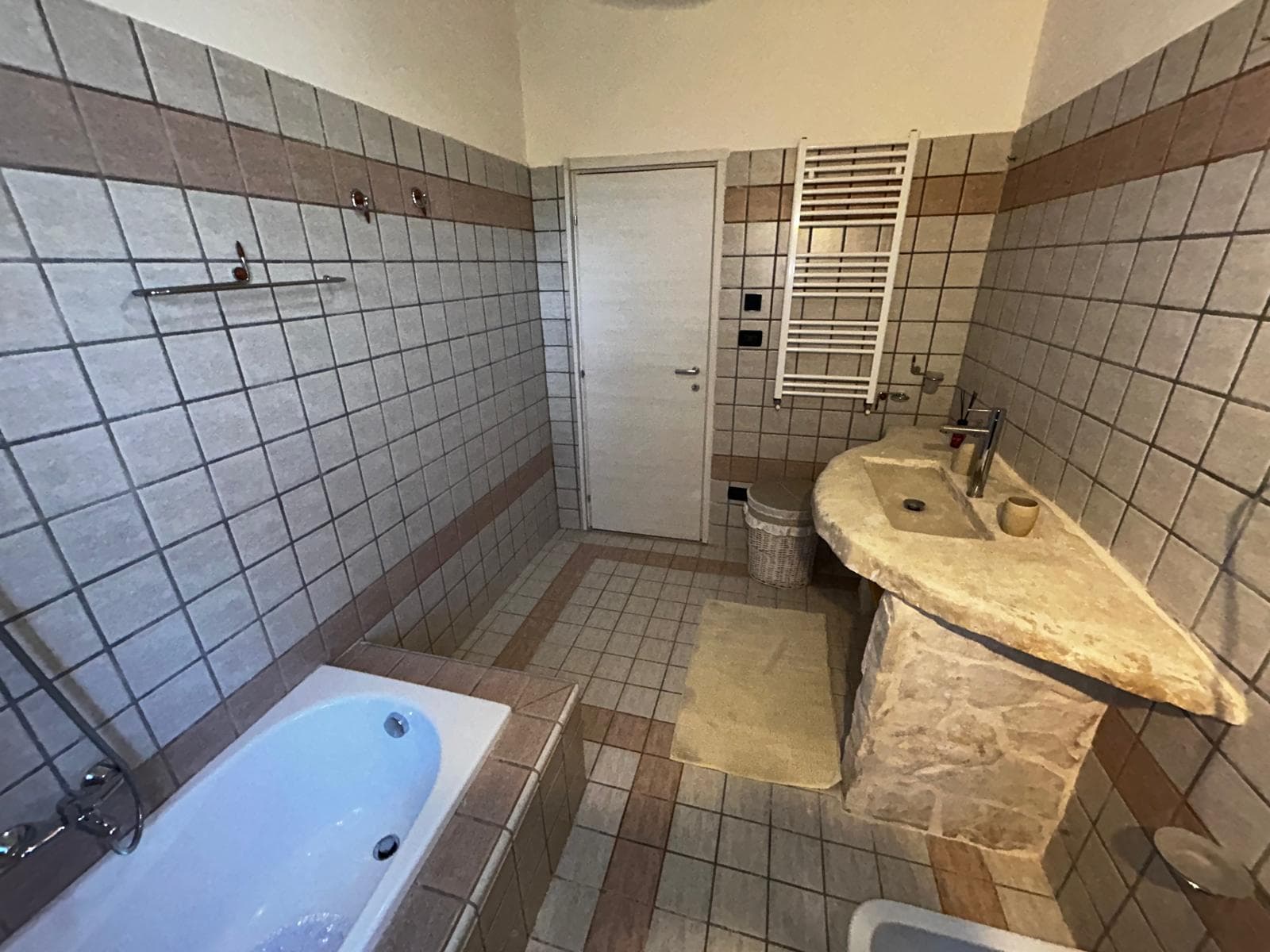 Illustrazione del bagno
